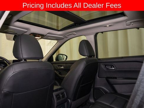 Certified 2024 Nissan Rogue SV w/ SV Premium Package FWD image 10