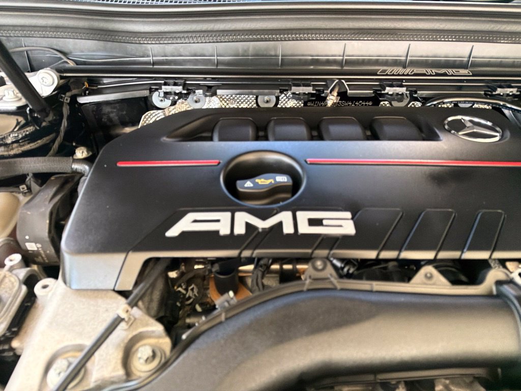 Used 2025 Mercedes-Benz GLB 35 AMG 4MATIC w/ AMG Night Package image 13