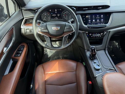 Certified 2022 Cadillac XT5 Sportv w/ Technology Package image 15