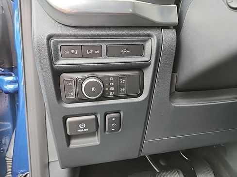 Used 2022 Ford F150 Lariat w/ Equipment Group 502A High AWD/4WD image 29