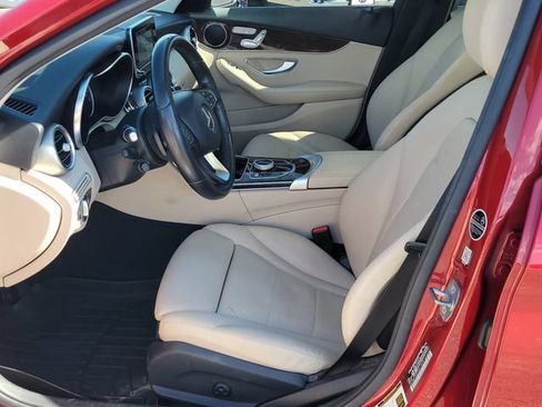 Used 2017 Mercedes-Benz C 300 4MATIC Sedan image 6