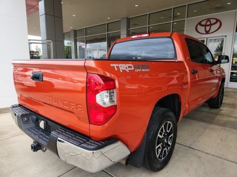 Used 2017 Toyota Tundra SR5 w/ TRD Off Road Package AWD/4WD image 11