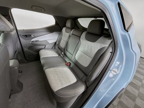 Used 2022 Chevrolet Bolt EUV Premier FWD image 25