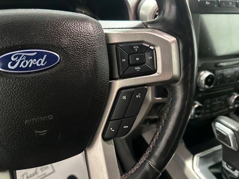 Used 2017 Ford F150 Platinum w/ Equipment Group 701A Luxury AWD/4WD image 18