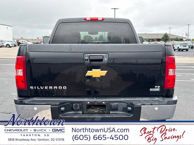 Used 2012 Chevrolet Silverado 2500 LTZ w/ LTZ Plus Package AWD/4WD image 10