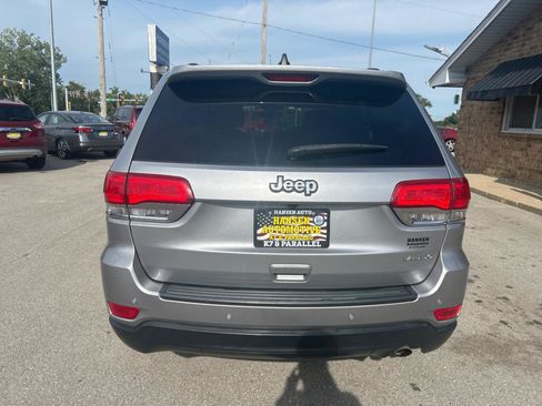 Used 2017 Jeep Grand Cherokee Laredo w/ Quick Order Package 2BE RWD image 6
