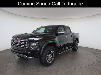 Used 2025 GMC Canyon Denali