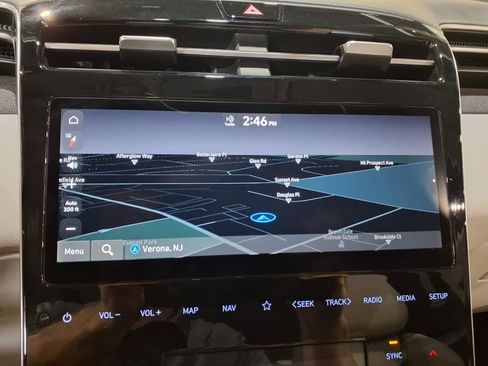 Used 2022 Hyundai Tucson Limited w/ Cargo Package AWD/4WD image 18