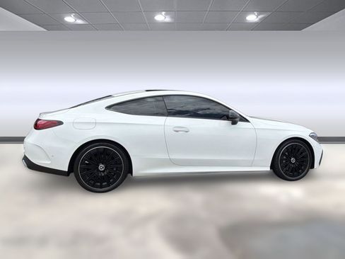 Used 2024 Mercedes-Benz CLE 300 4MATIC Coupe image 7