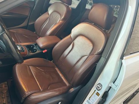 Used 2017 Audi Q5 2.0T Premium Plus w/ Technology Package image 8