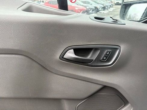 Used 2024 Ford Transit 250 Low Roof w/ Exterior Upgrade Package image 28