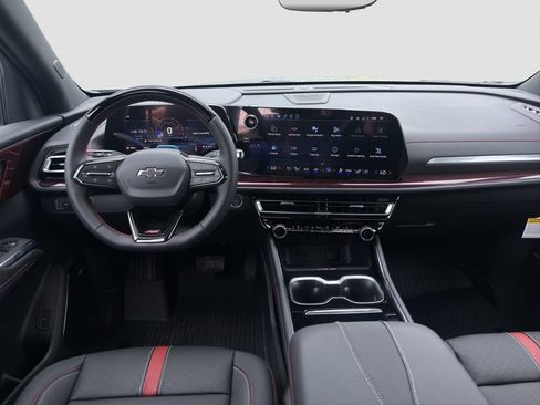 New 2026 Chevrolet Traverse RS w/ LPO, Floor Liner Package AWD/4WD image 14