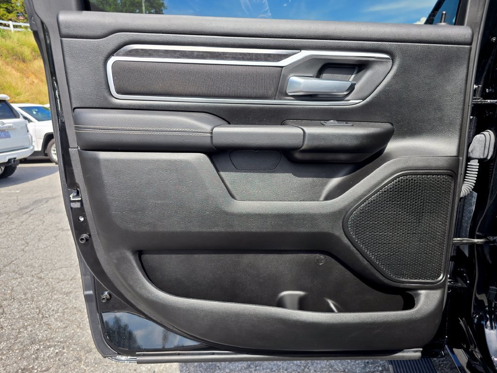 Used 2023 RAM 1500 Big Horn AWD/4WD image 47