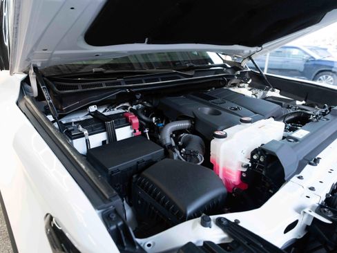 Used 2022 Toyota Tundra SR5 image 31