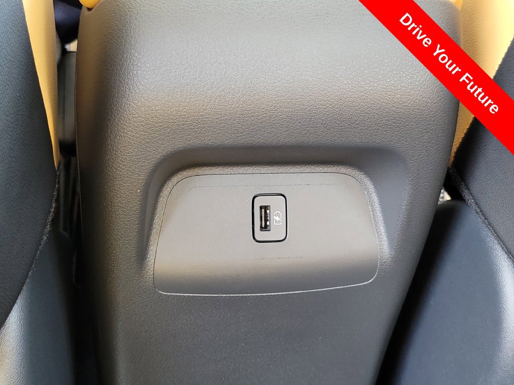 Used 2025 Nissan Sentra SV w/ SV Premium Package FWD image 24