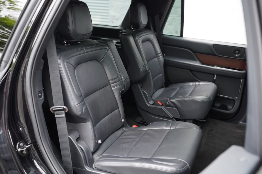 Used 2023 Lincoln Navigator Reserve RWD image 28