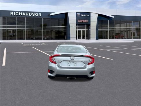 Used 2020 Honda Civic Sport image 4