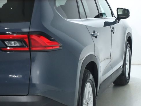 Used 2024 Toyota Grand Highlander XLE image 45