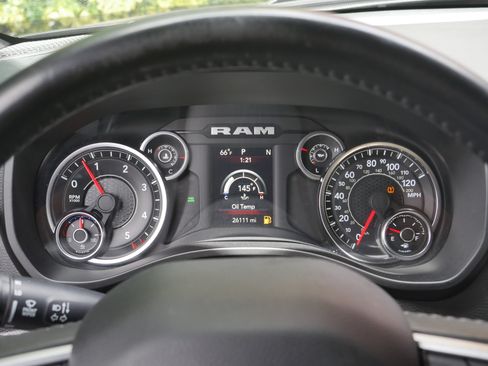Used 2022 RAM 1500 Big Horn AWD/4WD image 7