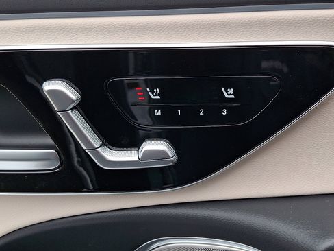 New 2026 Mercedes-Benz E 350 4MATIC Sedan image 14