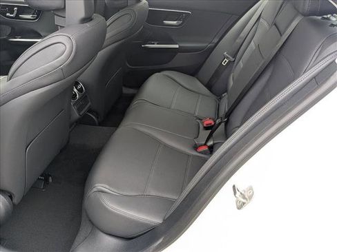 Used 2025 Mercedes-Benz C 300 Sedan image 14