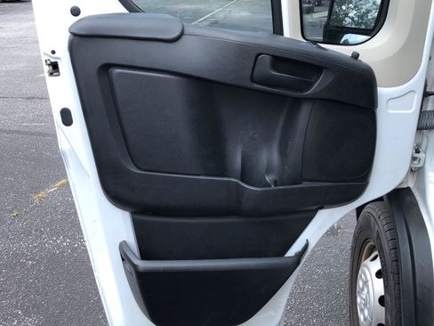 Used 2021 RAM ProMaster 2500 FWD image 9