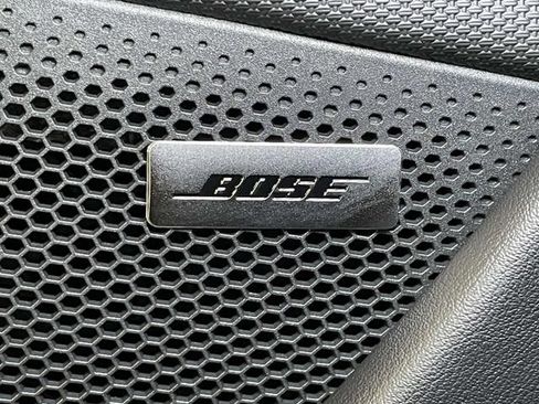 Certified 2025 Porsche Taycan AWD/4WD image 36