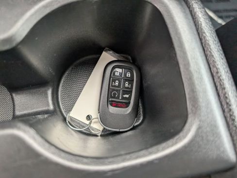 Used 2025 Honda Odyssey Sport-L image 21