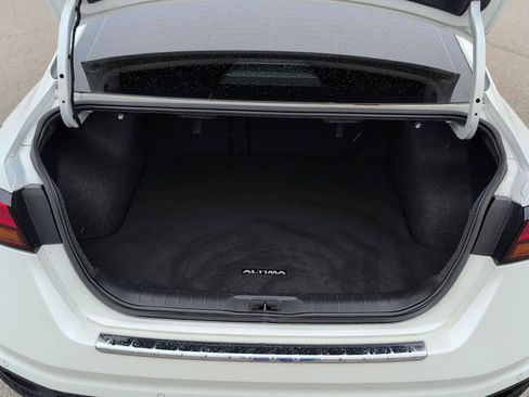 Used 2021 Nissan Altima 2.5 SR AWD/4WD image 8
