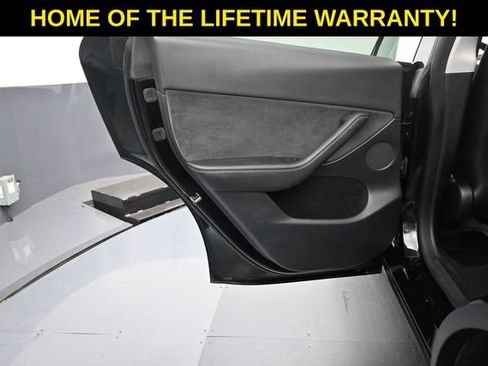 Used 2023 Tesla Model Y Long Range AWD/4WD image 50