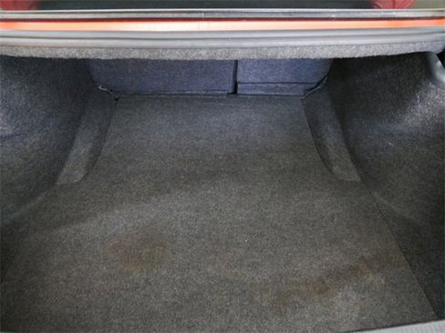 Used 2017 Dodge Charger SXT image 10