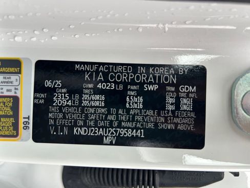 Used 2025 Kia Soul S image 34