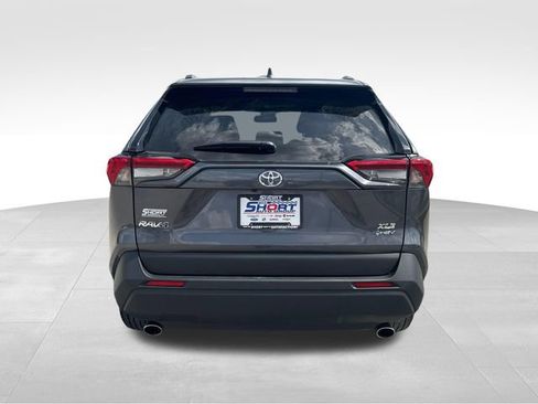 Used 2025 Toyota RAV4 XLE image 6