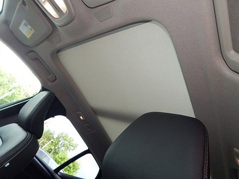 New 2026 Volvo XC40 B5 Core w/ Climate Package image 15