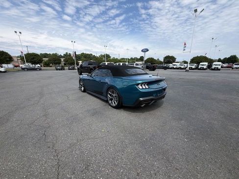 New 2026 Ford Mustang GT Premium w/ GT Performance Package RWD image 11