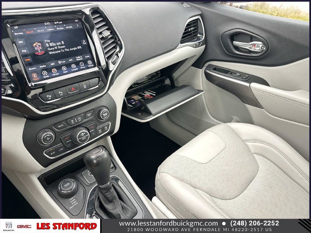 Used 2022 Jeep Cherokee Limited AWD/4WD image 35