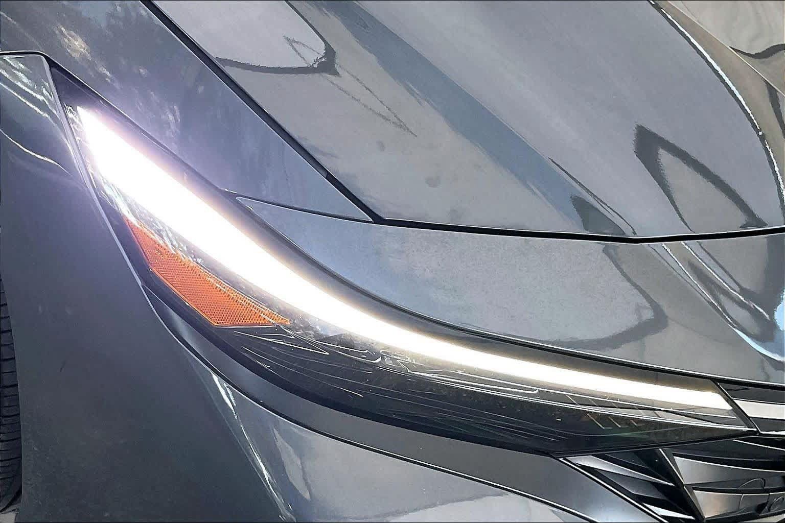 Certified 2025 Hyundai Elantra SEL FWD image 27