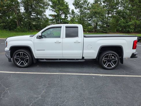 Used 2018 GMC Sierra 1500 SLE w/ Black Pack AWD/4WD image 2