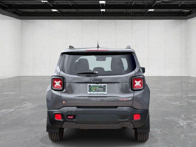 Certified 2017 Jeep Renegade Trailhawk w/ Premium Trailhawk Package AWD/4WD image 6