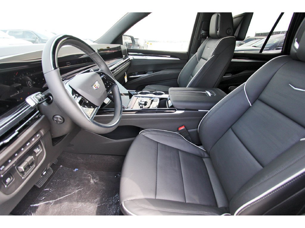 New 2027 Cadillac Escalade Sport w/ Touring Package AWD/4WD image 6