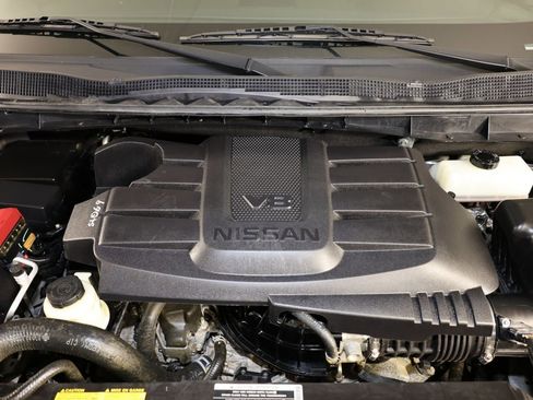 Used 2023 Nissan Titan PRO-4X w/ Pro-4x Convenience Package image 36