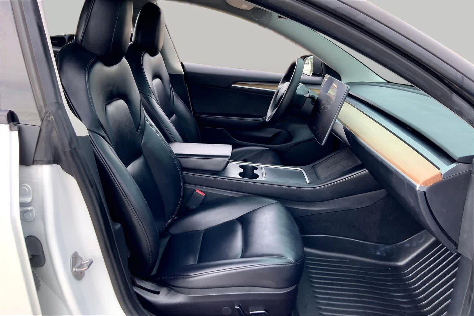 Used 2023 Tesla Model 3 Standard Range RWD image 8