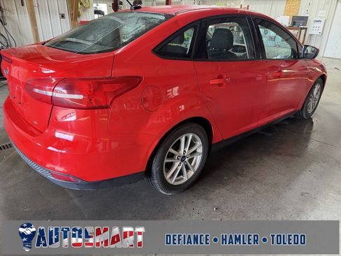 Used 2015 Ford Focus SE image 7