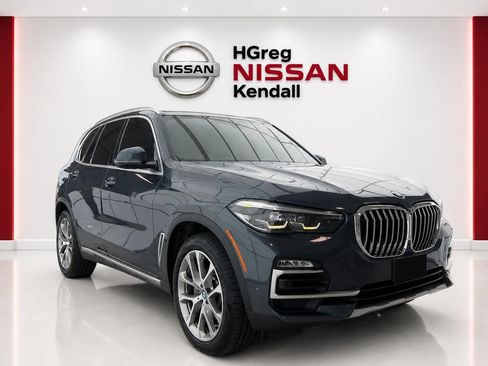 Used 2021 BMW X5 xDrive40i w/ Convenience Package AWD/4WD image 3