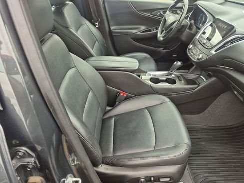 Used 2016 Chevrolet Malibu LT w/ Leather Package FWD image 29