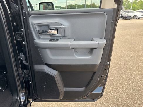 Used 2024 RAM 1500 Classic SLT AWD/4WD image 24