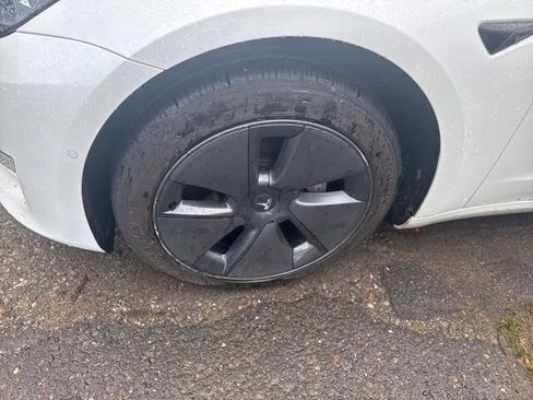 Used 2022 Tesla Model 3 Long Range image 5