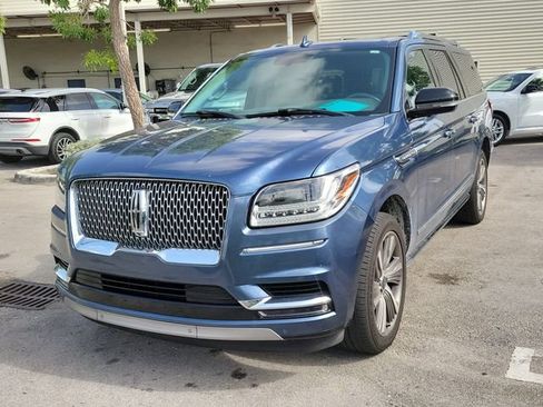Used 2018 Lincoln Navigator L Reserve AWD/4WD image 3
