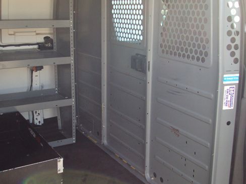 Used 2014 Chevrolet Express 1500 AWD image 17