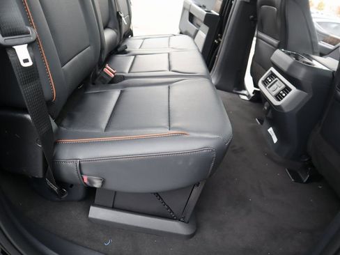 New 2026 Ford F250 Lariat w/ Chrome Package image 15